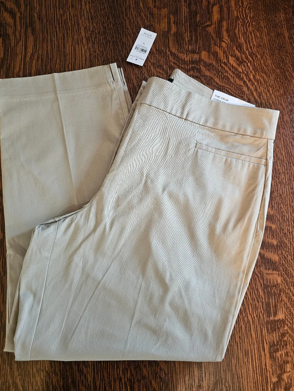 NWT Ann Taylor Capris